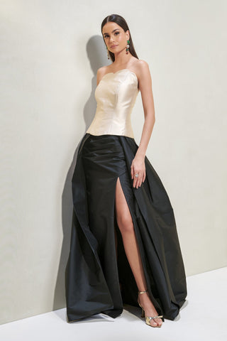 Conjunto Top e Saia Estruturada