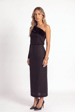 Blusa Um Ombro So C/ Pelo - Preto - pose