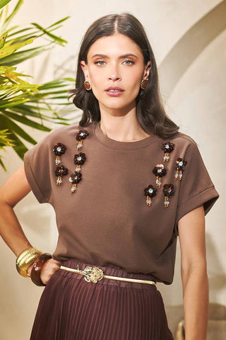 T-shirt Flowers Bordadas - Marron 211424MA09